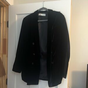 Large Zara Black Velvet blazer